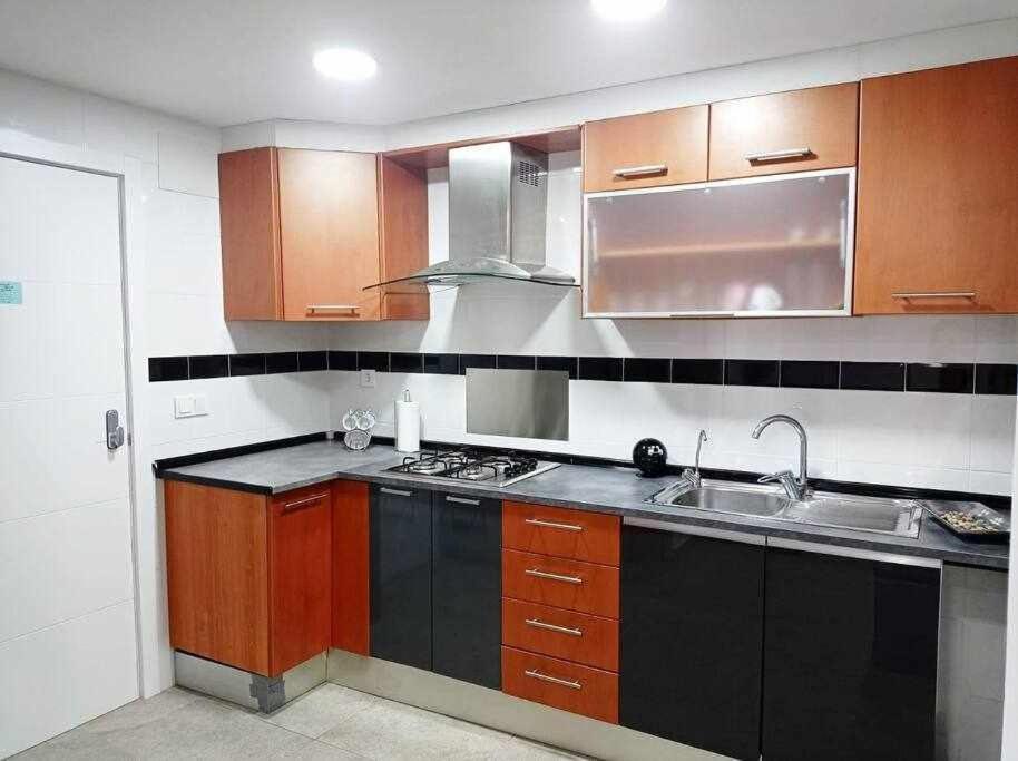 Apartamentos Full Equipped Elche Ngoại thất bức ảnh
